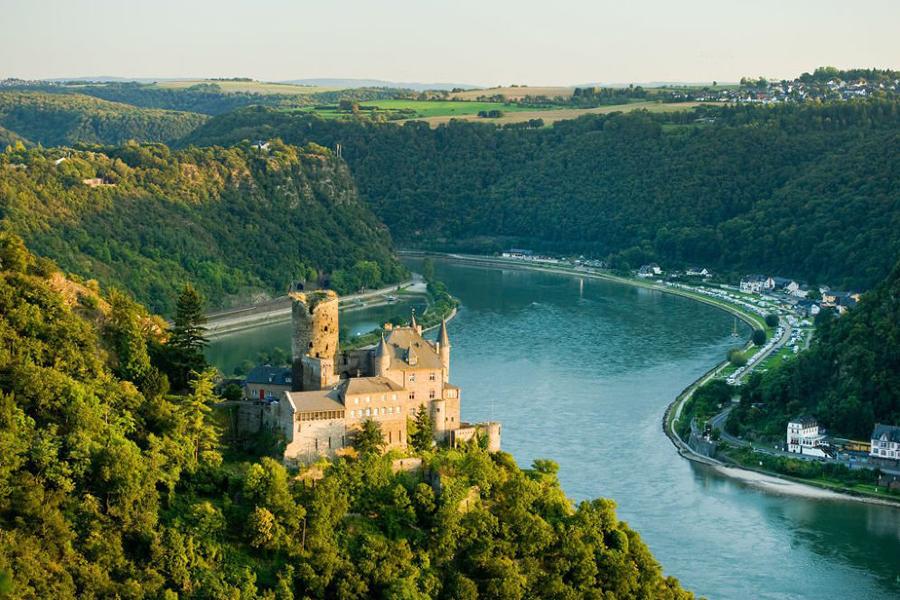 Rhein mit Basel und Straßburg